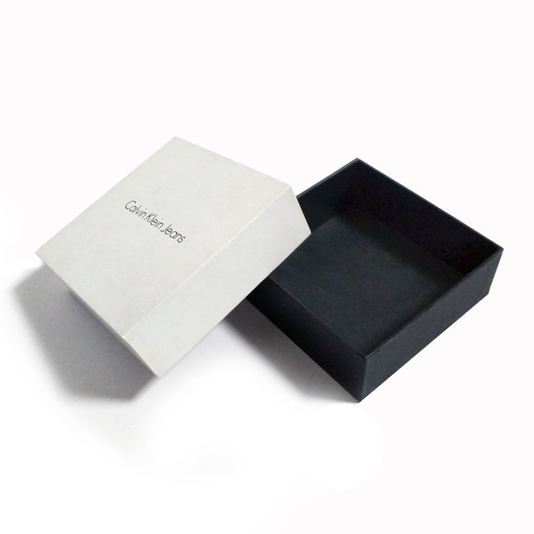 Black and white box with lid