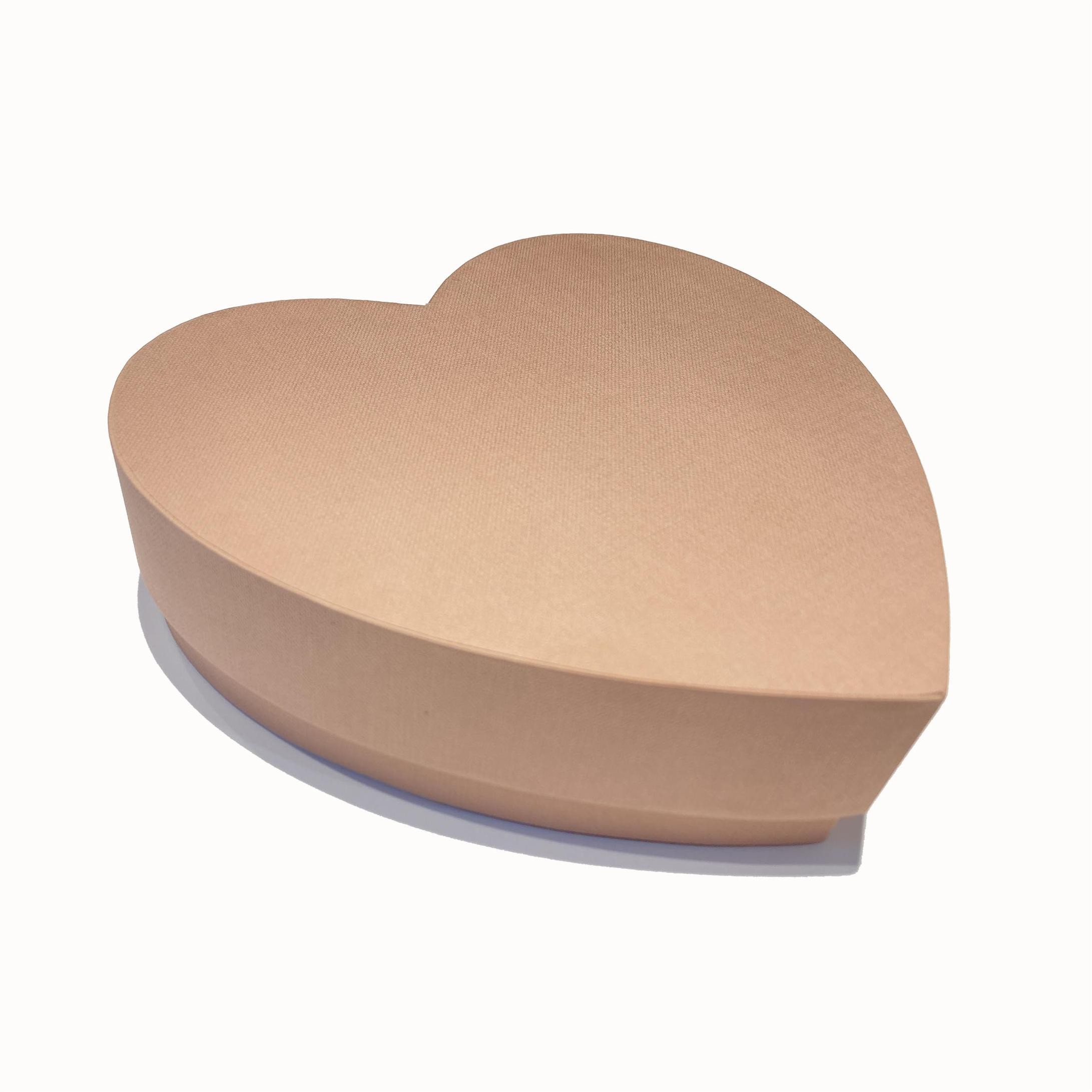 Heart shaped chocolate box Advanced custom packaging